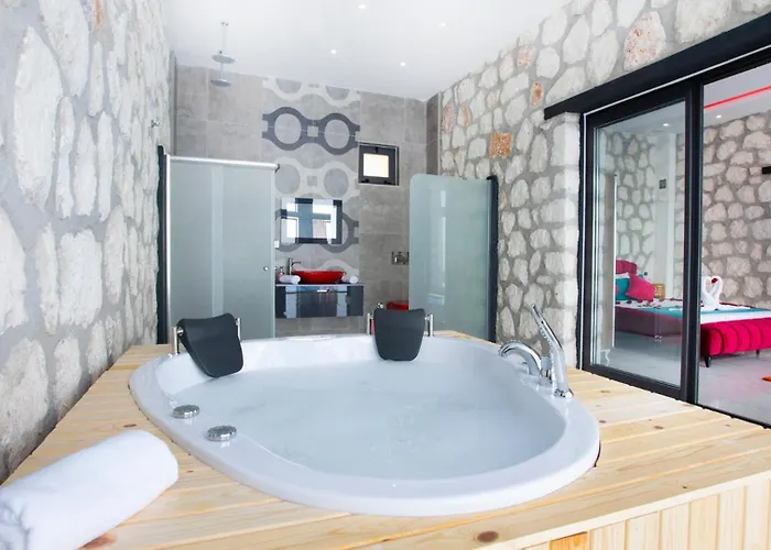 Uzumlu Village 1 Bedroom Βίλα Καλκάν